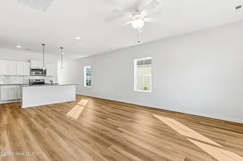 32 E Farley Road Hampstead NC 28443
