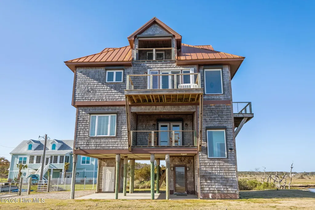 616 Nelson Neck Road Sea Level NC 28577