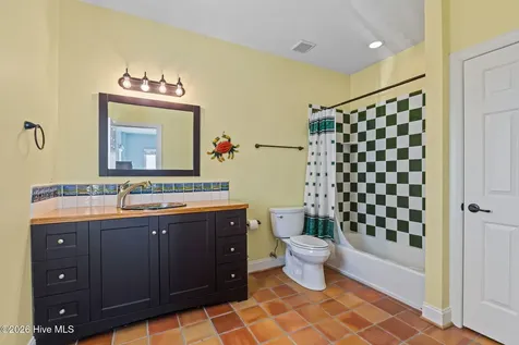 616 Nelson Neck Road Sea Level NC 28577