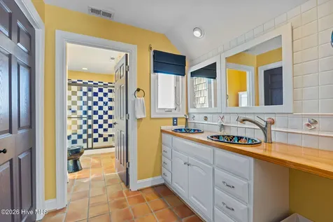 616 Nelson Neck Road Sea Level NC 28577