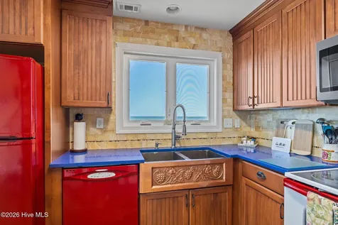 616 Nelson Neck Road Sea Level NC 28577