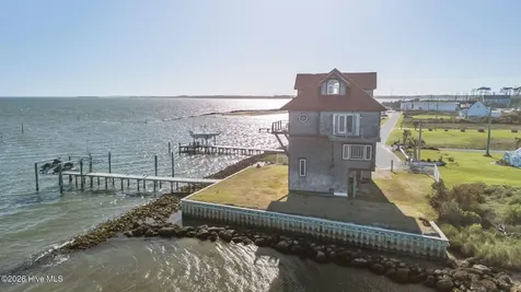 616 Nelson Neck Road Sea Level NC 28577