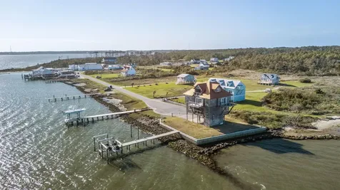 616 Nelson Neck Road Sea Level NC 28577
