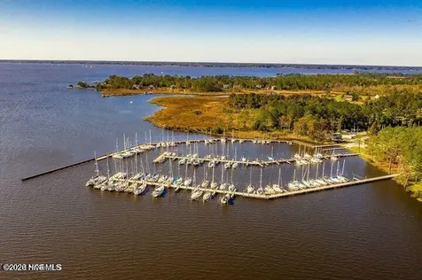 906 Gulf Stream Road New Bern NC 28560