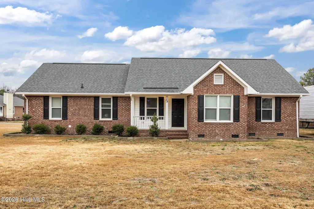 38 Hallmark Drive Spring Lake NC 28390