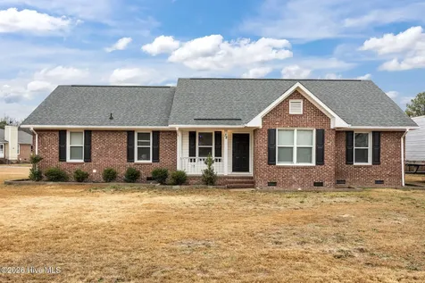 38 Hallmark Drive Spring Lake NC 28390