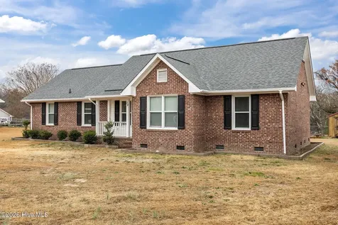 38 Hallmark Drive Spring Lake NC 28390