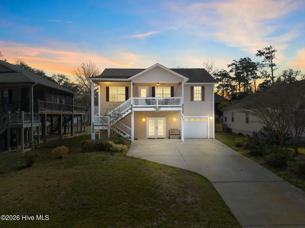 164 NW 12th Street Oak Island NC 28465
