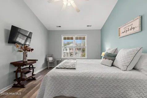 164 NW 12th Street Oak Island NC 28465