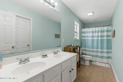 164 NW 12th Street Oak Island NC 28465