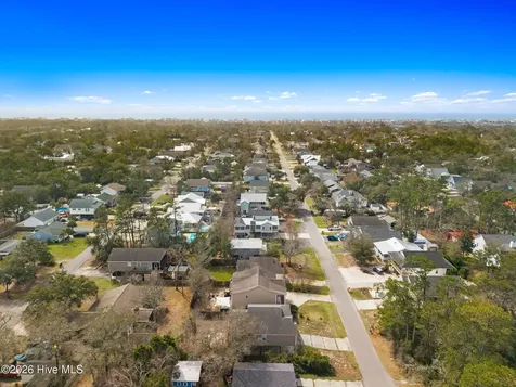164 NW 12th Street Oak Island NC 28465