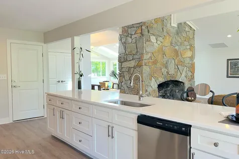 244 Shoreline Drive New Bern NC 28562