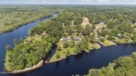 244 Shoreline Drive New Bern NC 28562