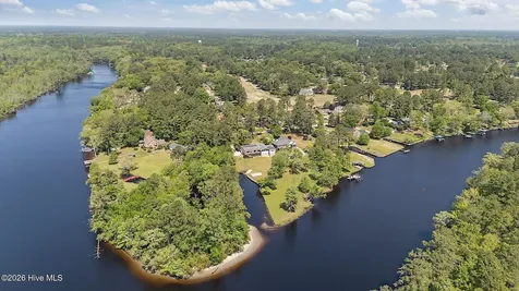 244 Shoreline Drive New Bern NC 28562