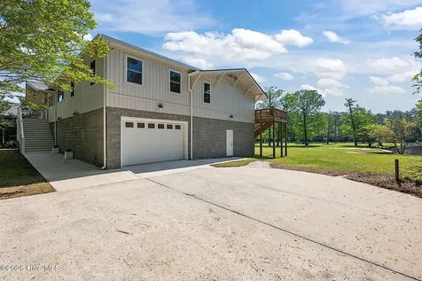 244 Shoreline Drive New Bern NC 28562