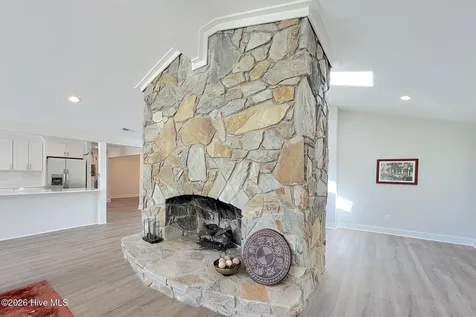 244 Shoreline Drive New Bern NC 28562