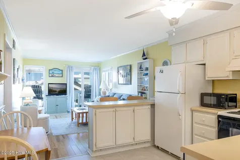 301 E Commerce Way Atlantic Beach NC 28512