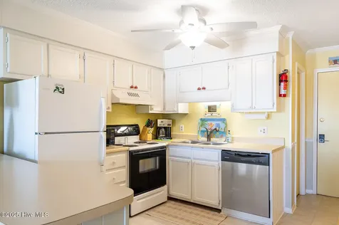 301 E Commerce Way Atlantic Beach NC 28512
