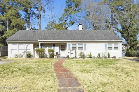 503 Sterlingworth Street Windsor NC 27983