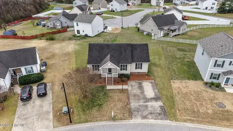 109 Doves Mount Circle Rocky Mount NC 27801