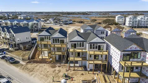 124 Shell Road Surf City NC 28445