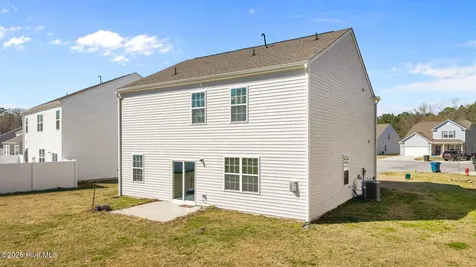 145 Pumpernickel Place Washington NC 27889