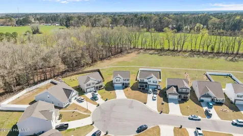 145 Pumpernickel Place Washington NC 27889