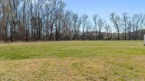 145 Pumpernickel Place Washington NC 27889