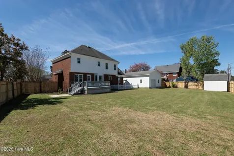2403 Harness Court Greenville NC 27858