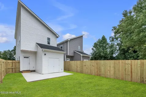 423 Elcinoca Drive Elizabeth City NC 27909