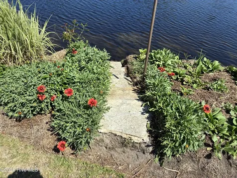 3005 Pine Bay Court Southport NC 28461