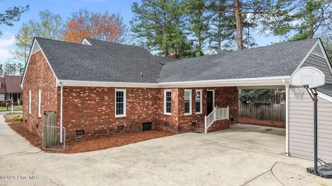 4004 Benjamin Court Rocky Mount NC 27803