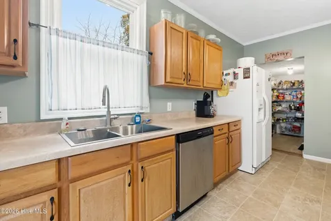 207 Oak Avenue Hamlet NC 28345