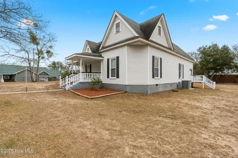 207 Oak Avenue Hamlet NC 28345