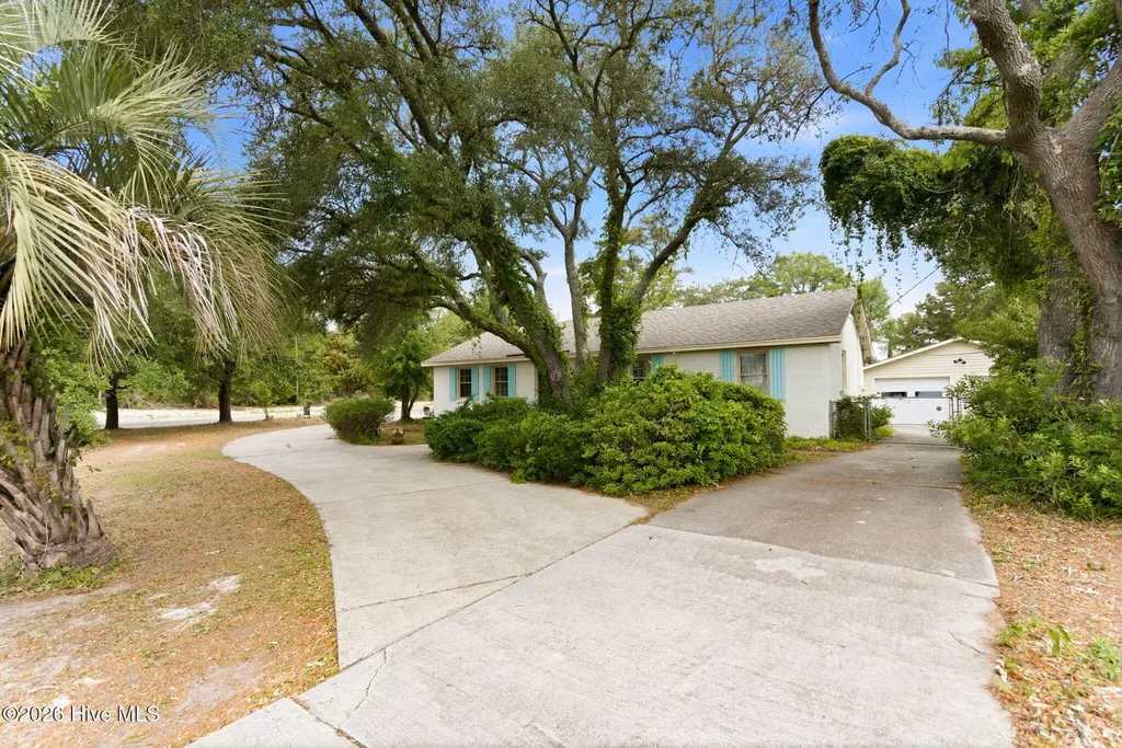 814 Cape Fear Boulevard Carolina Beach NC 28428
