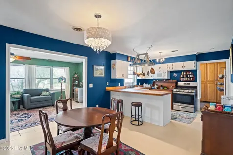 814 Cape Fear Boulevard Carolina Beach NC 28428
