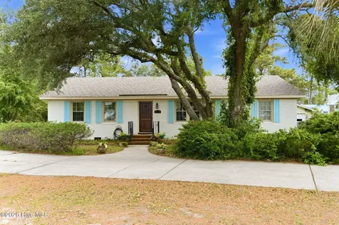 814 Cape Fear Boulevard Carolina Beach NC 28428