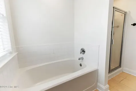 200 River Gate Lane Wilmington NC 28412