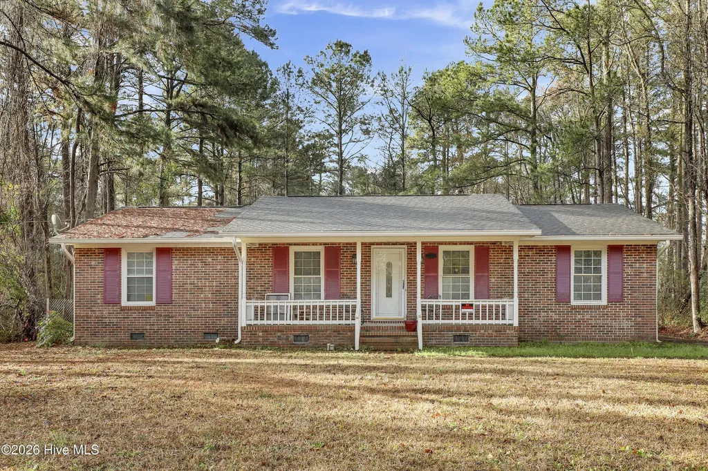 1010 New Road Burgaw NC 28425