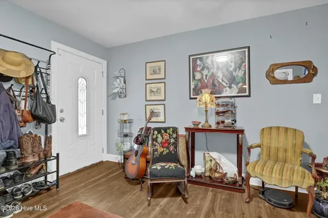 1010 New Road Burgaw NC 28425
