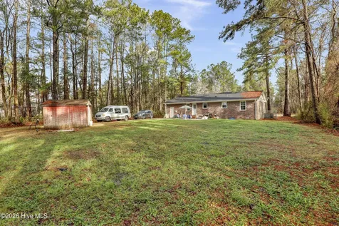 1010 New Road Burgaw NC 28425