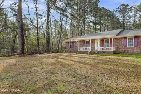 1010 New Road Burgaw NC 28425