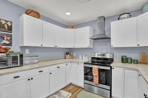 1010 New Road Burgaw NC 28425