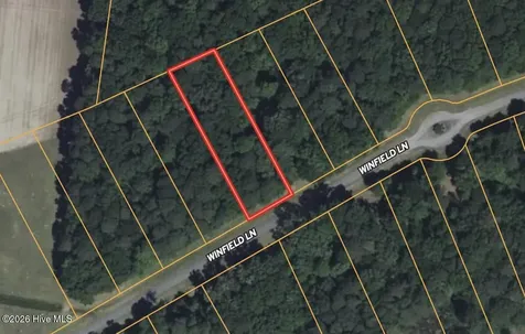 16 Winfield Lane Pinetown NC 27865