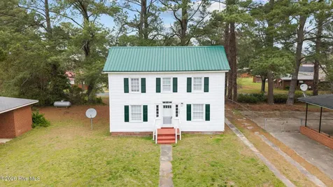 408 Boush Street Roper NC 27970
