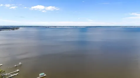 220 Pungo Shores Drive Belhaven NC 27810