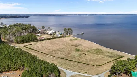 220 Pungo Shores Drive Belhaven NC 27810