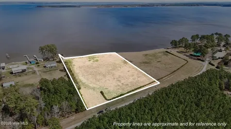 220 Pungo Shores Drive Belhaven NC 27810