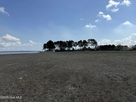 220 Pungo Shores Drive Belhaven NC 27810