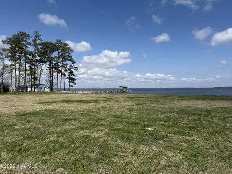 220 Pungo Shores Drive Belhaven NC 27810